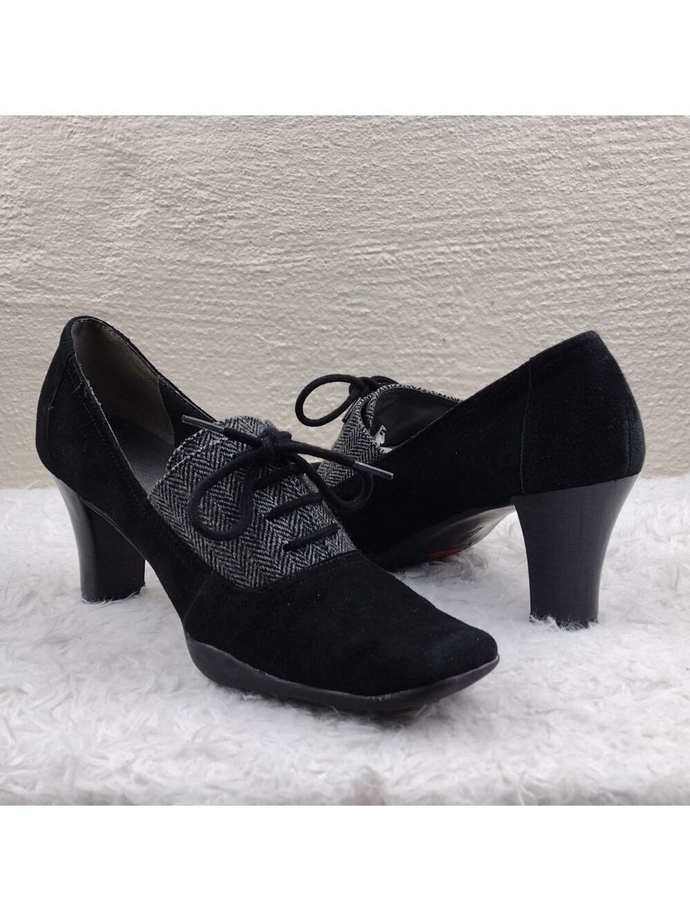 Aerosoles Black Suede Leather Wool Upper Lace Up Square Toe High Heel Shoes